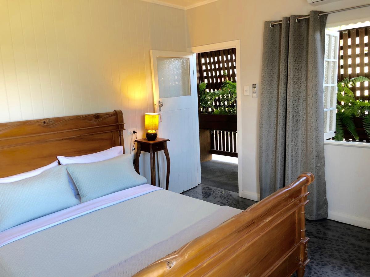 Aparthotel Five 3 Five Urangan Habitación foto
