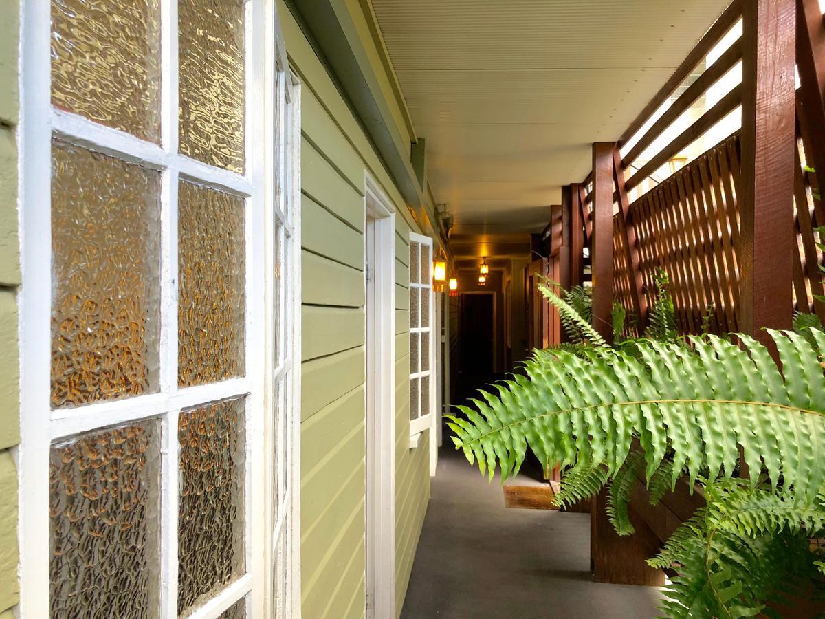 Aparthotel Five 3 Five Urangan Exterior foto