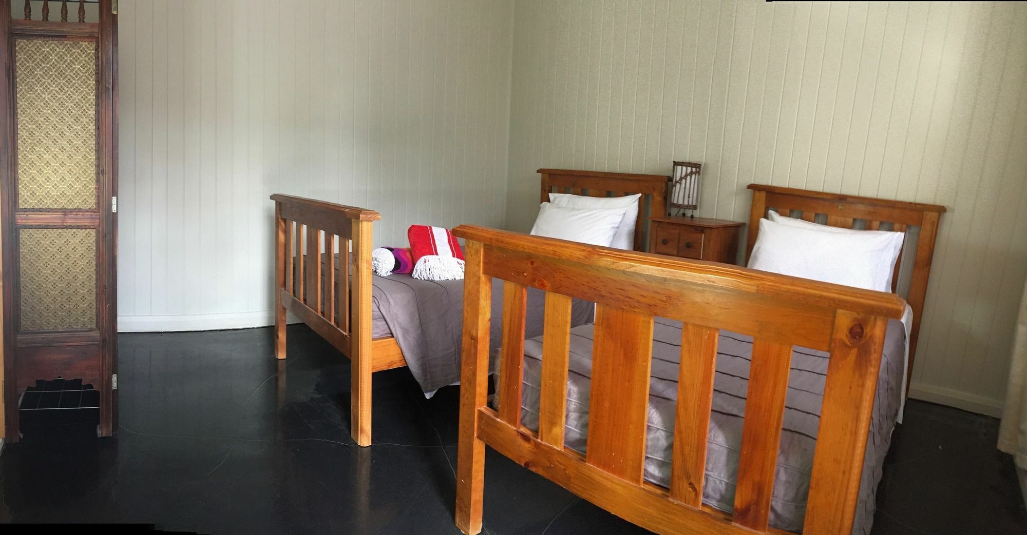 Aparthotel Five 3 Five Urangan Exterior foto